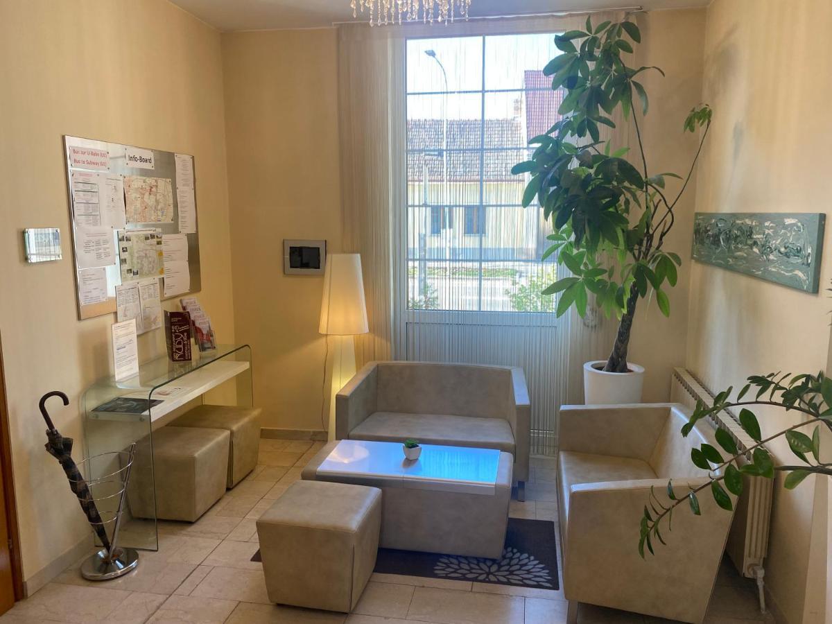 Hotel Michael غيراسدورف بي فيين المظهر الخارجي الصورة