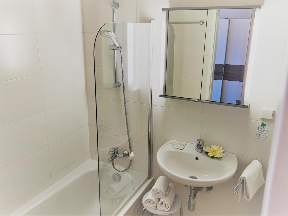 Hotel Michael غيراسدورف بي فيين المظهر الخارجي الصورة